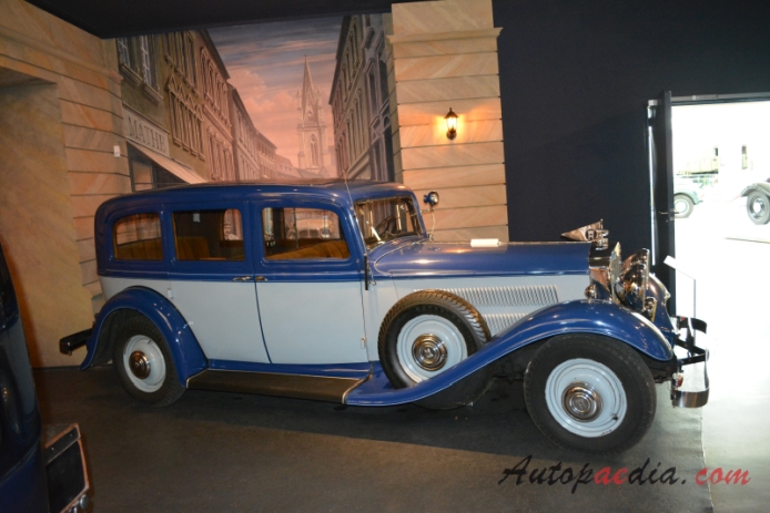 Horch 8 1926-1935 (1933 Horch 750 Pullman limuzyna 4d), prawy bok