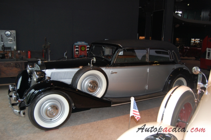 Horch 830 BL 1934-1940 (1936 cabriolet 4d), lewy bok