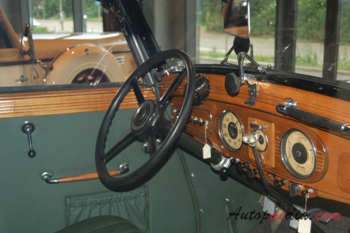 Horch 830 BL 1934-1940 (1936 cabriolet 4d), wnętrze