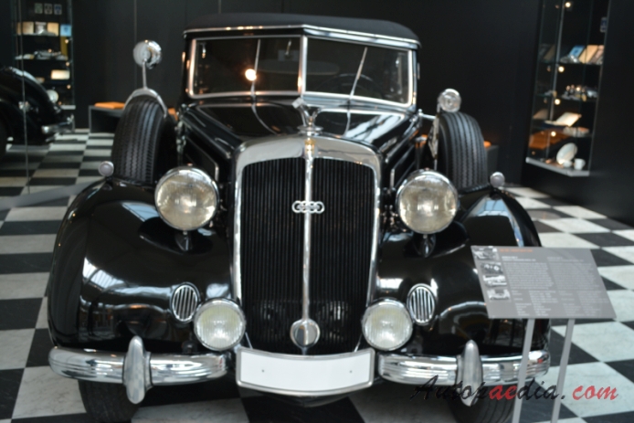 Horch 930 V 1937-1940 (1939 cabriolet 2d), przód