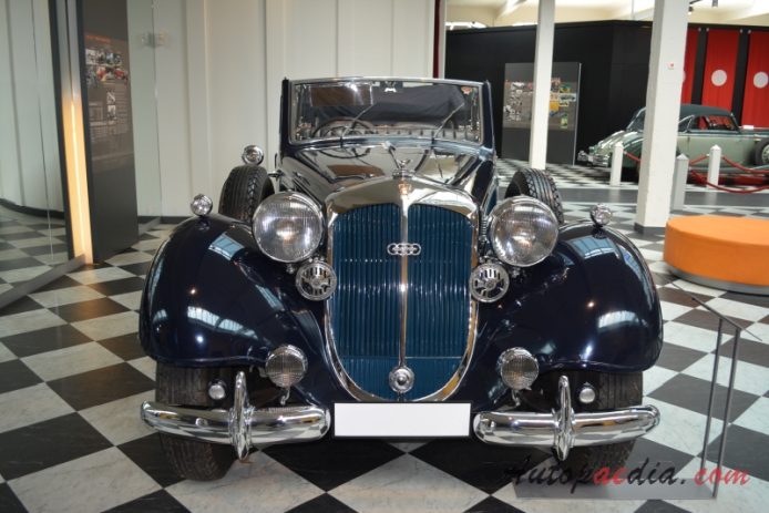 Horch 951 A 1937-1940 (1937 Pullman cabriolet 4d), front view