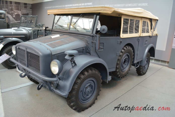 Horch 108 1937-1940 (1940 Horch typ 108 1B 4x4 off-road pojazd wojskowy 4d), lewy przód