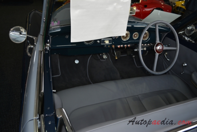 Hotchkiss Anjou 1950-1952 (1950 2050 Worblaufen cabriolet 4d), wnętrze