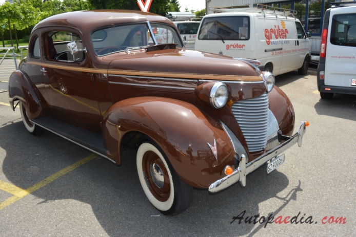 Hudson 112 1938-1941 (1939 Coupé 2d), prawy przód