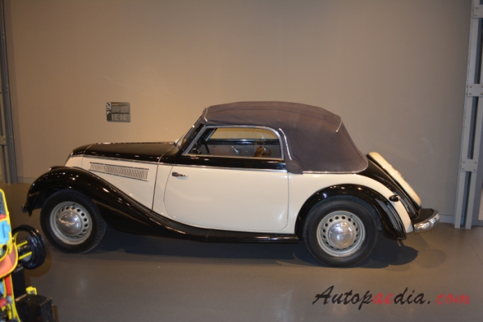 IFA F8 1949-1955 (1955 export convertible 2d), left side view
