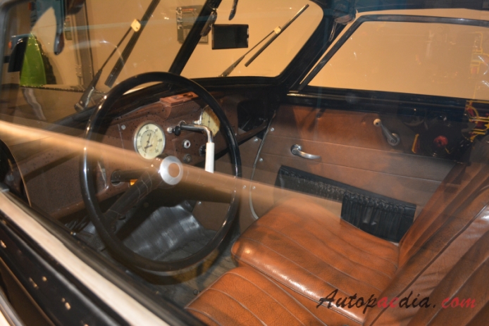 IFA F8 1949-1955 (1955 export convertible 2d), interior