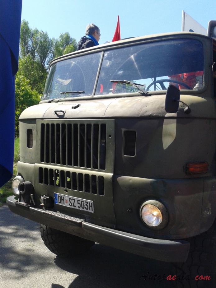 IFA W 50 1965-1990 (pojazd wojskowy), przód