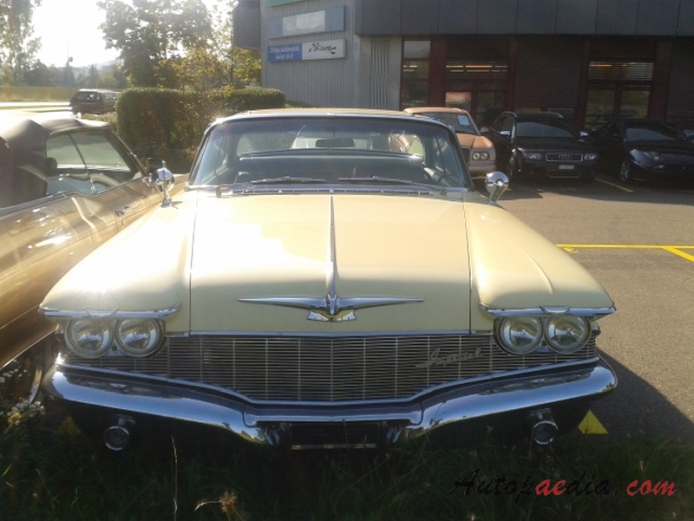 Imperial 1955-1975 (1960 hardtop Coupé 2d), front view