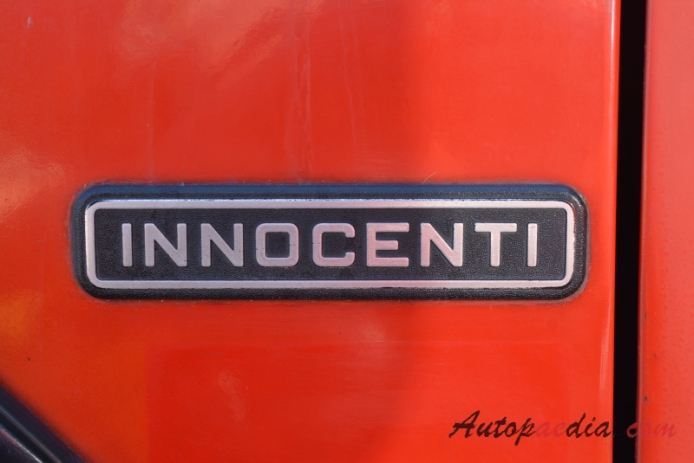 Innocenti Mini de Tomaso 1976-1982 (hatchback 3d), emblemat bok 