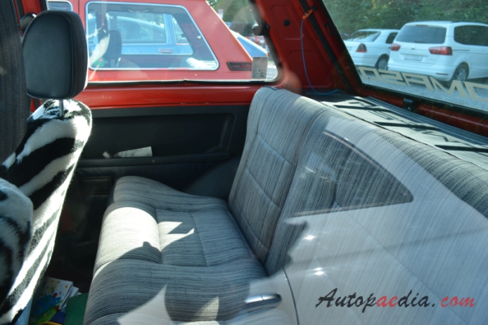 Innocenti Mini de Tomaso 1976-1982 (hatchback 3d), wnętrze