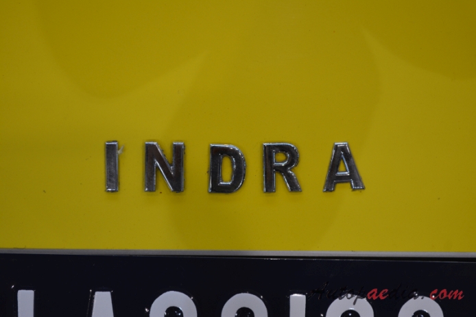 Intermeccanica Indra 1971-1975 (1972 cabriolet 2d), front emblem  