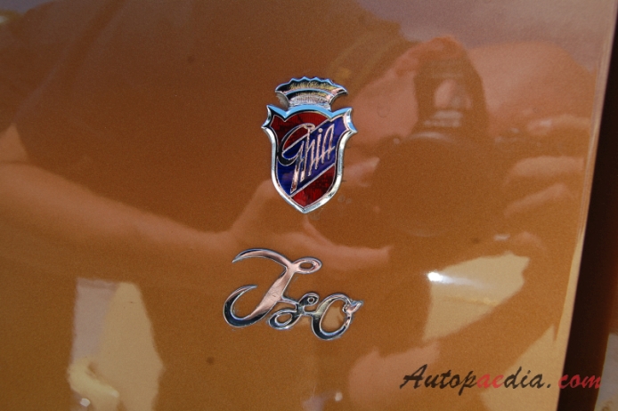 Iso Rivolta Fidia (S4) 1967-1975 (1969 5.4L V8 sedan 4d), side emblem 