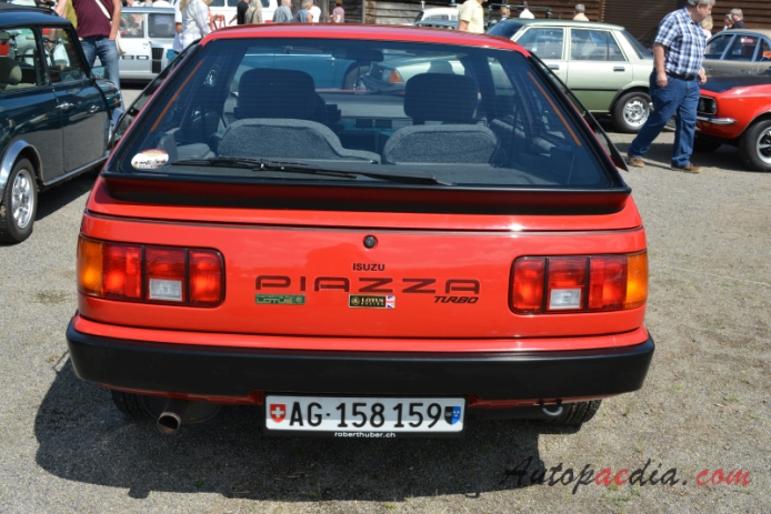 Isuzu Piazza 1st generation (JR120/130) 1980-1990 (1990 Handling by Lotus Turbo hatchback 3d), rear view
