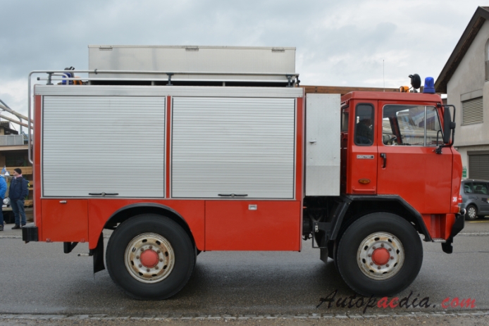 Iveco 65 PC/Iveco 75 PC/Iveco 95 PC 1974-1998 (Saurer OM 75P Brändle 4x4 fire engine), right side view