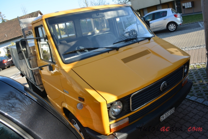 Iveco Daily I 1978-1990 (1978-1980 Saurer Grinta 35OM8 pickup truck), right front view