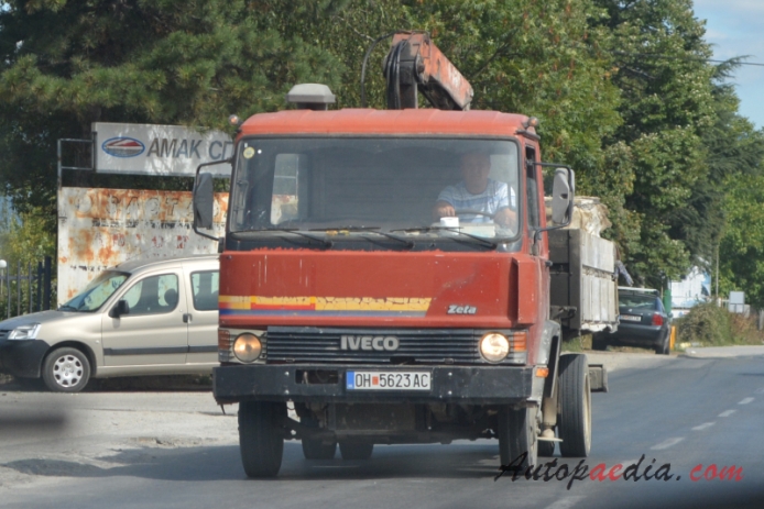 Iveco Zeta 1977-1991 (dump truck), left front view
