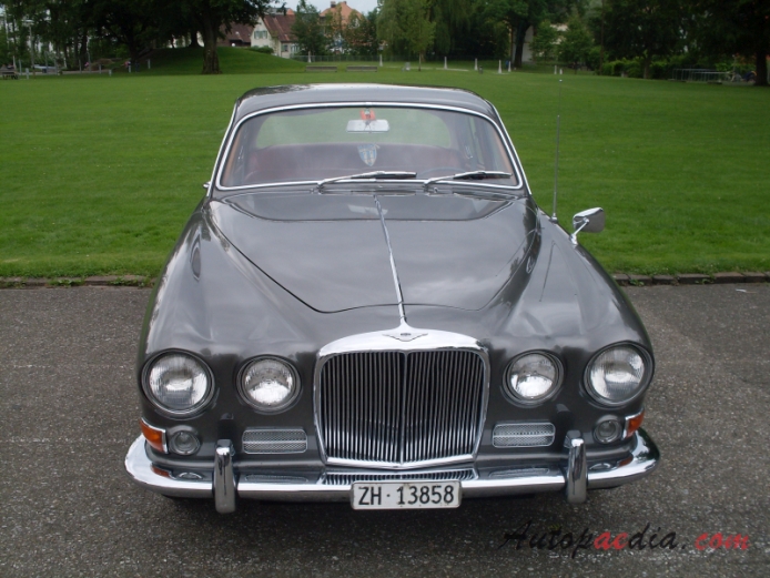 Jaguar 420 1966-1968, front view