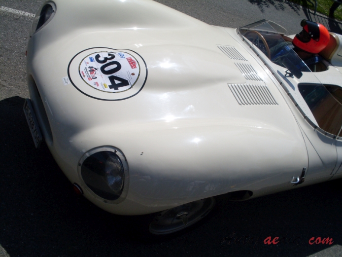 Jaguar D Type 1954-1957 (1955), left front view