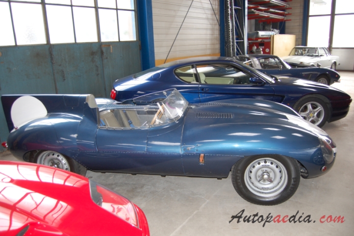 Jaguar D Type 1954-1957 (1956 XKD525), prawy bok