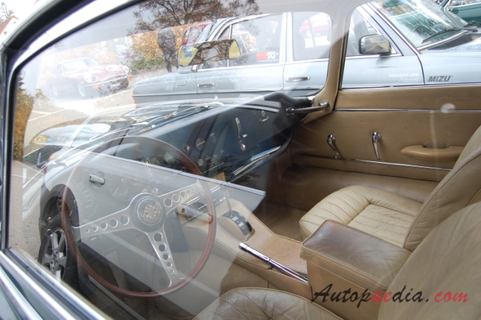Jaguar E-Type Series 1 (XKE) 1961-1968 (1964-1968 Coupé 4.2L), wnętrze