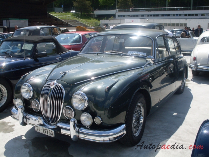 Jaguar Mark II 1959-1969 (1960-1967 3.8 saloon 4d), lewy przód