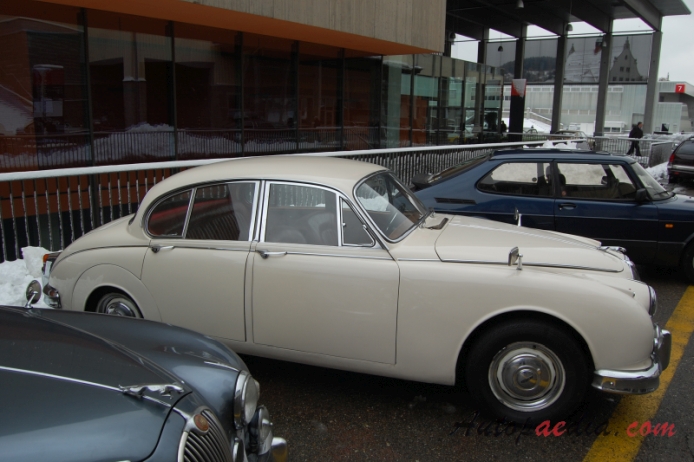 Jaguar Mark II 1959-1969 (1960-1967 3.8 saloon 4d), prawy bok
