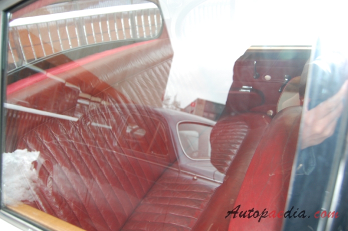 Jaguar Mark II 1959-1969 (1960-1967 3.8 saloon 4d), interior