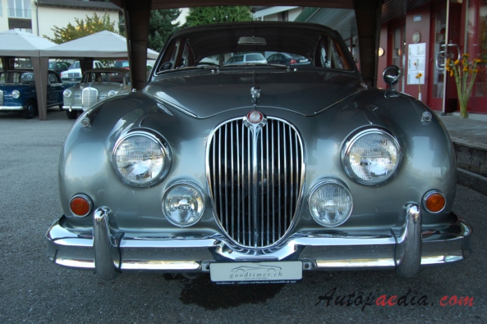 Jaguar Mark II 1959-1969 (1961 3.8), przód