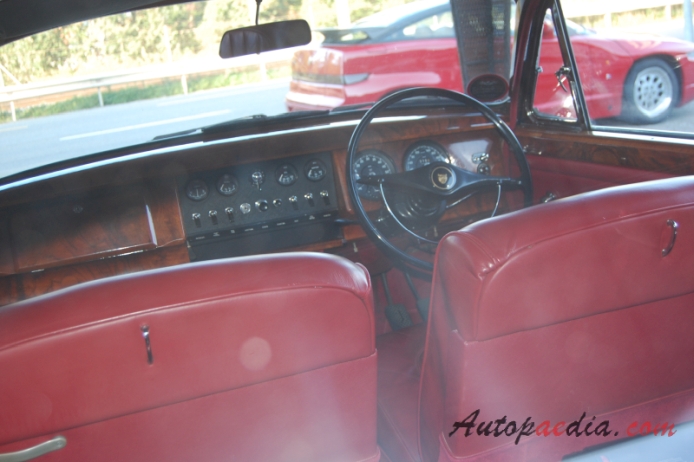 Jaguar Mark II 1959-1969 (1961 3.8), interior
