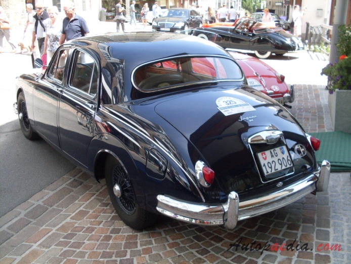 Jaguar Mark I 1955-1959 (1959 3.4L),  left rear view