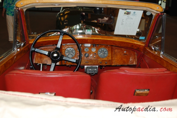 Jaguar Mark V 1948-1951 (1950 3.5L drophead Coupé 2d), interior