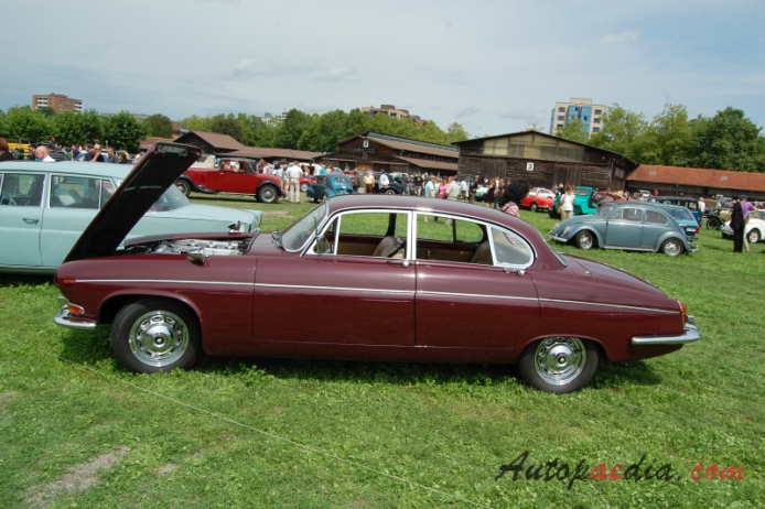 Jaguar Mark X (420G) 1961-1970 (1968 420G), lewy bok