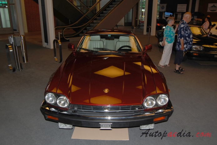 Jaguar XJS 1975-1996 (1990 5.3L Le Mans Coupé), przód