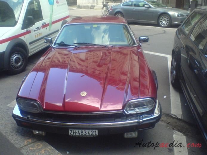 Jaguar XJS 1975-1996 (1992-1994 Coupé), front view