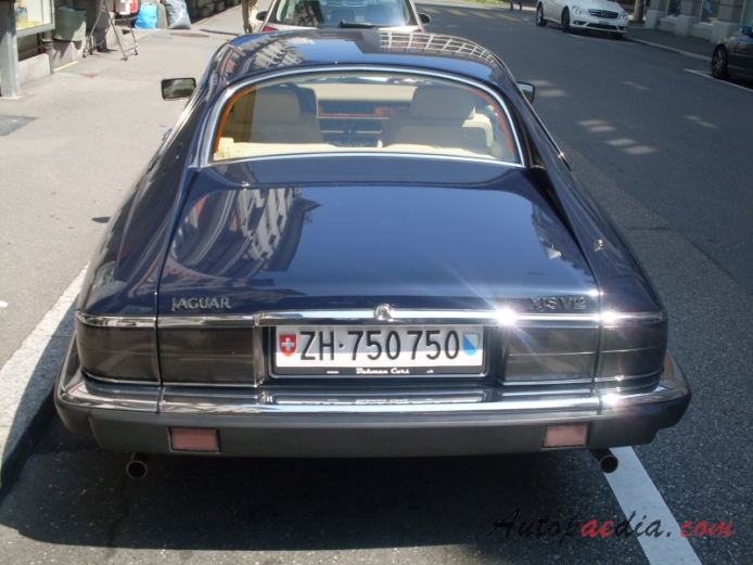 Jaguar XJS 1975-1996 (1992-1994 V12 Coupé), tył