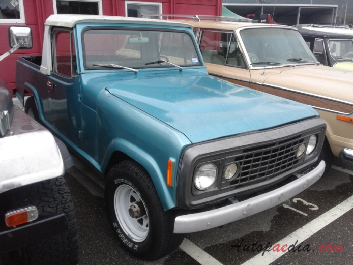 Jeep Commando 1972-1973 (1972 pickup 2d), right front view