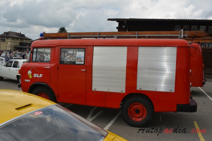 Jeep Forward Control 1956-1965 (1963 fire engine), left side view