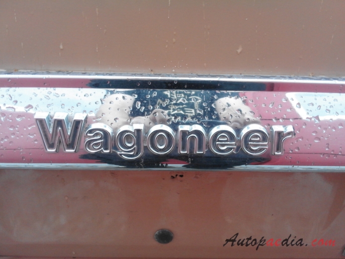 Jeep Wagoneer 1963-1991 (1973-1978 Quadra-Trac SUV 4d), emblemat tył 