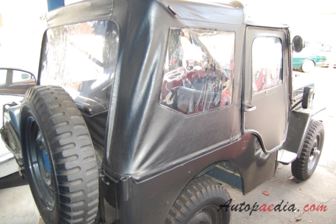 Jeep Willys CJ-3B 1953-1968 (1959), prawy tył