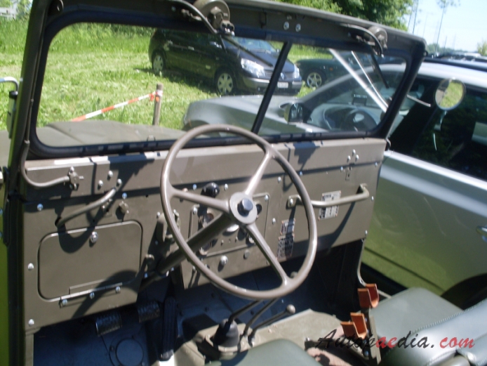 Jeep Willys CJ-5 1954-1983 (1958), wnętrze
