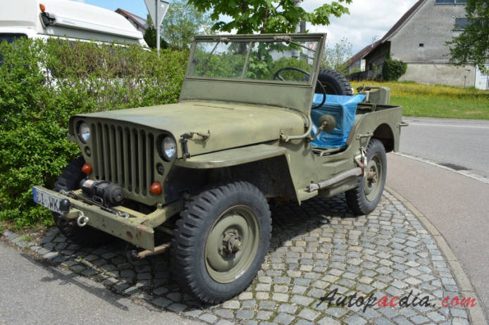 Jeep Willys MB 1942-1945, left front view