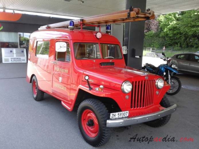 Jeep Willys Station Wagon 1946-1965 (1946-1950 fire engine), right front view
