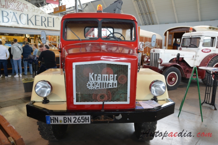 Kramer Allrad U800 1959-1965 (towing vehicle), front view
