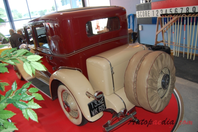 LaSalle 345 1931-1933 (1931 345A Town Sedan 4d), lewy tył