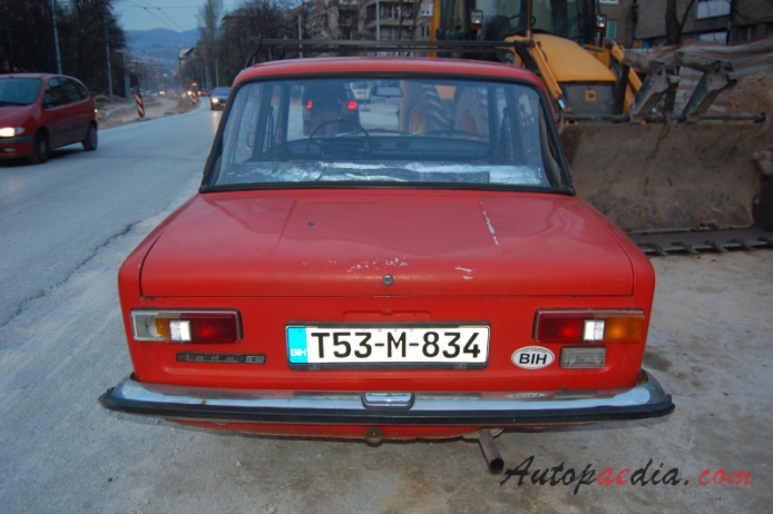 Lada 2101 1970-1988 (1974-1988 Lada L sedan 4d), rear view