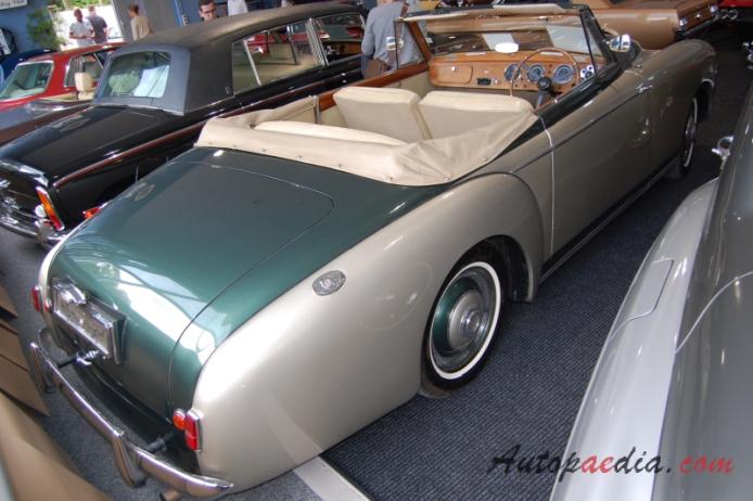 Lagonda 3-Litre 2. generacja 1953-1958 (1953 Drophead Coupé 2d), prawy tył