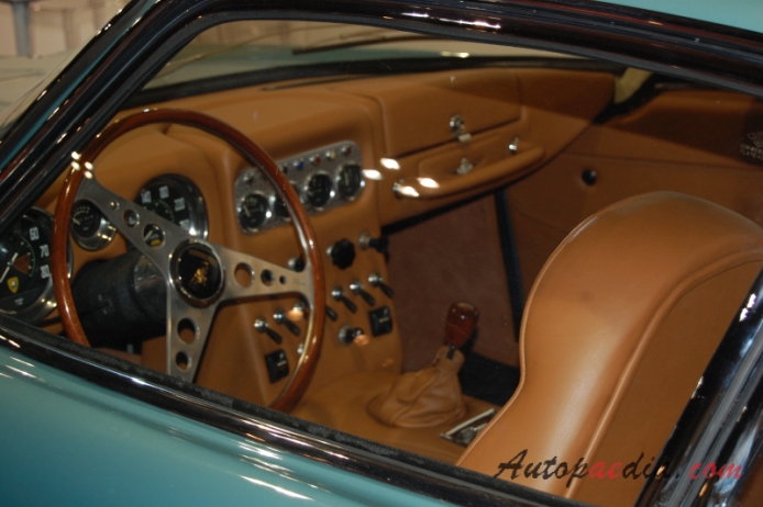 Lamborghini 350 GT 1964-1966 (1964), wnętrze
