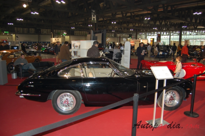 Lamborghini 400 GT 1966-1968, prawy bok