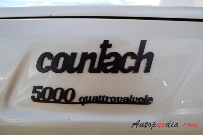 Lamborghini Countach 1973-1990 (1985-1988 QV Quattrovalvole 5000), emblemat tył 