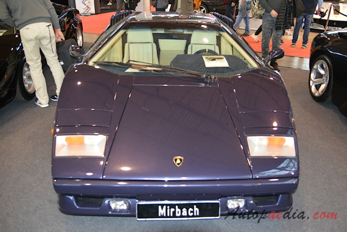 Lamborghini Countach 1973-1990 (1988-1990 Lamborghini Countach 25th Anniversary), front view